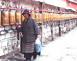 Tibetan Customs